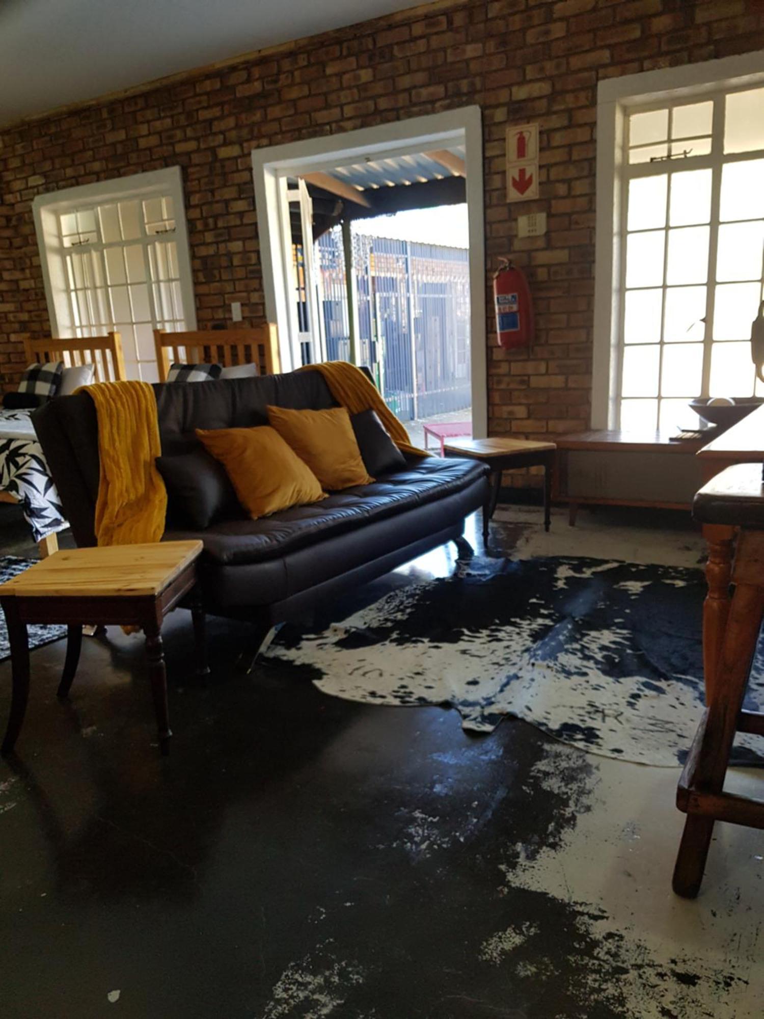 2K City Studios Not Self Catering Graskop Exterior foto