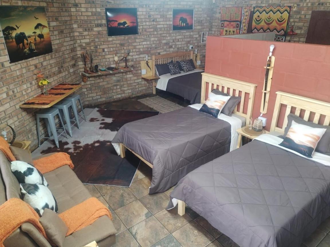 2K City Studios Not Self Catering Graskop Exterior foto