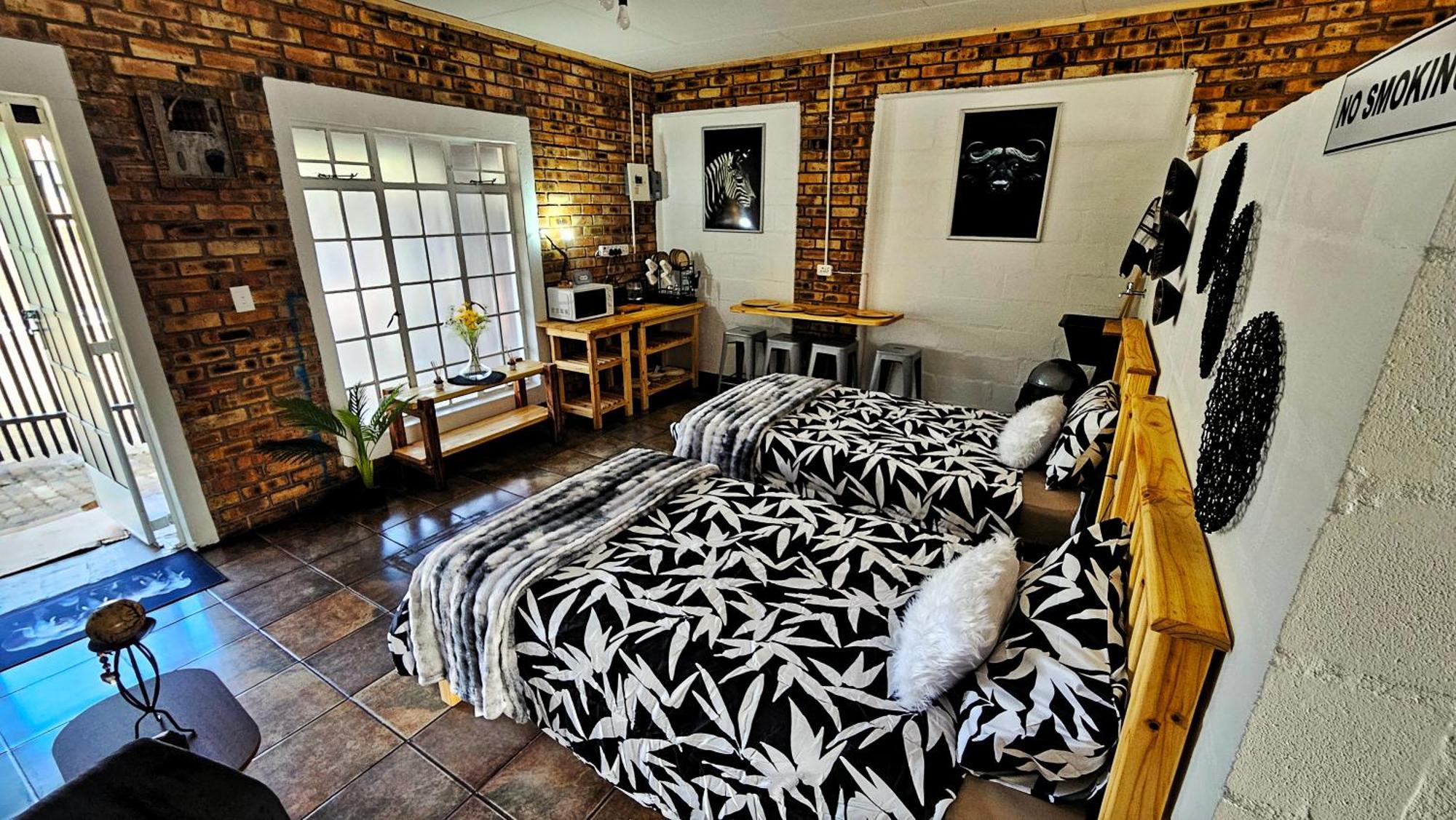 2K City Studios Not Self Catering Graskop Exterior foto