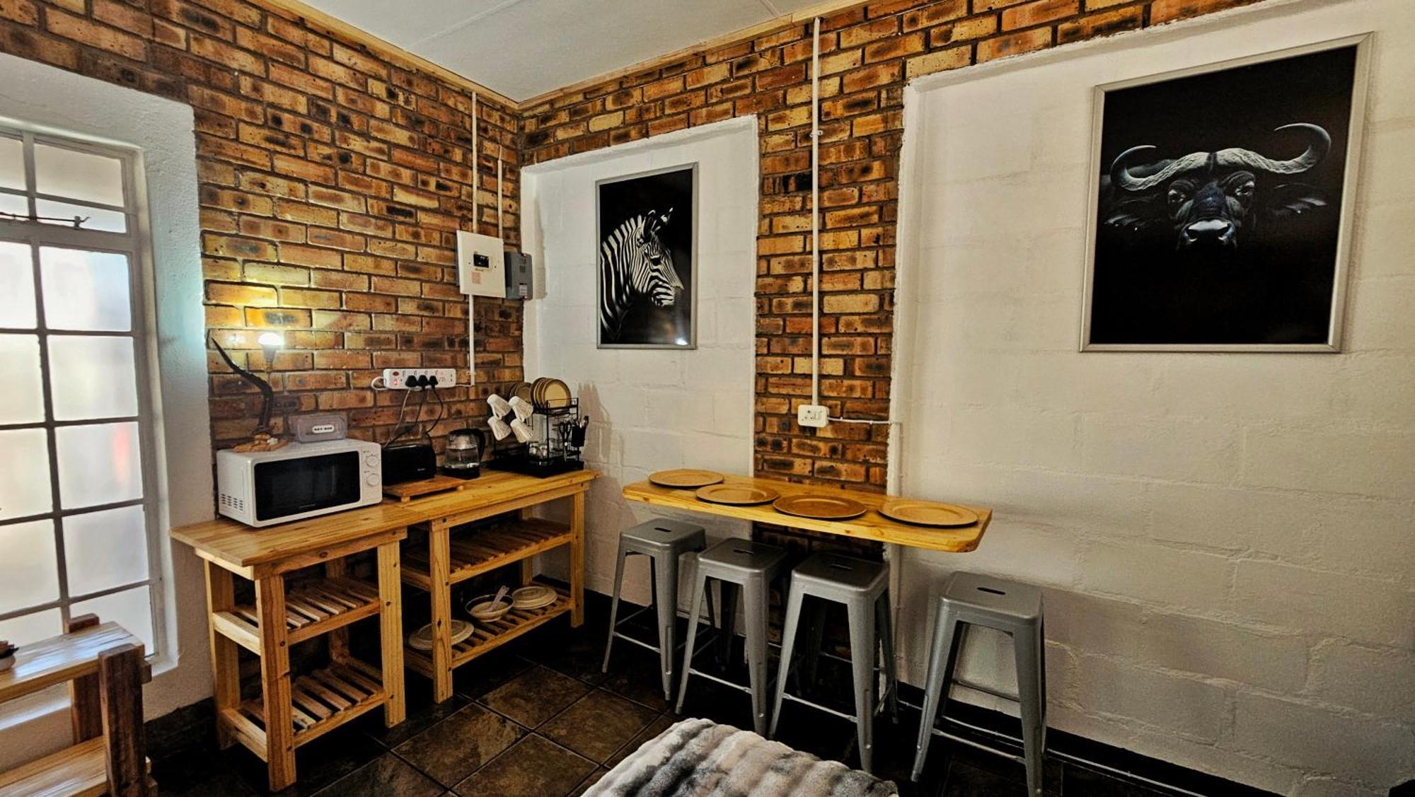 2K City Studios Not Self Catering Graskop Exterior foto